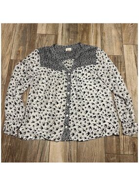 Evy’s Tree Birds & Flower Blouse